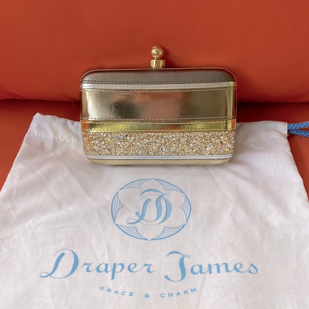 Draper James ‘Happy Y’allidays’ Clutch